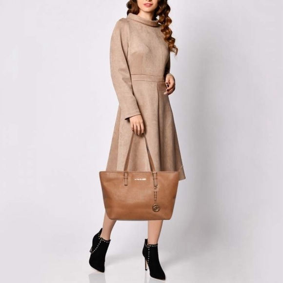 Michael Kors Handbag - Picture 12 of 12